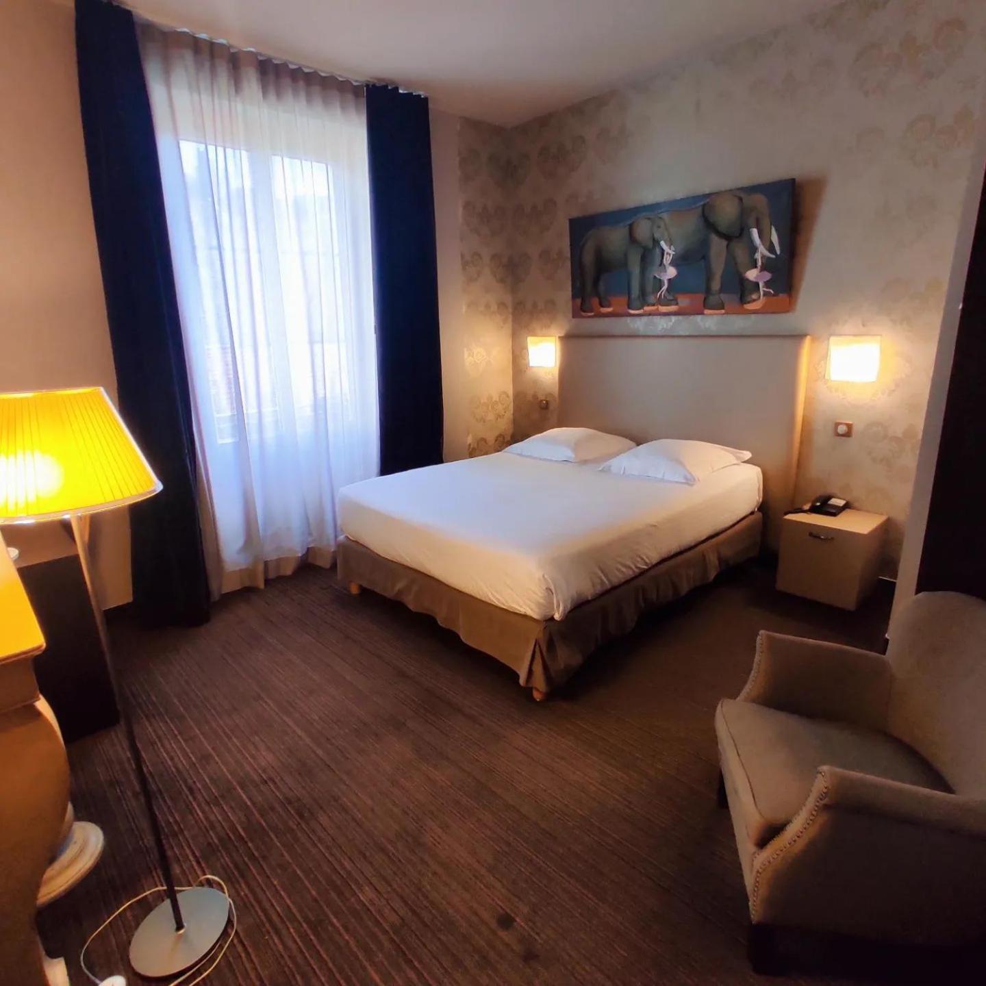 Hotel De Paris Besançon Exteriör bild